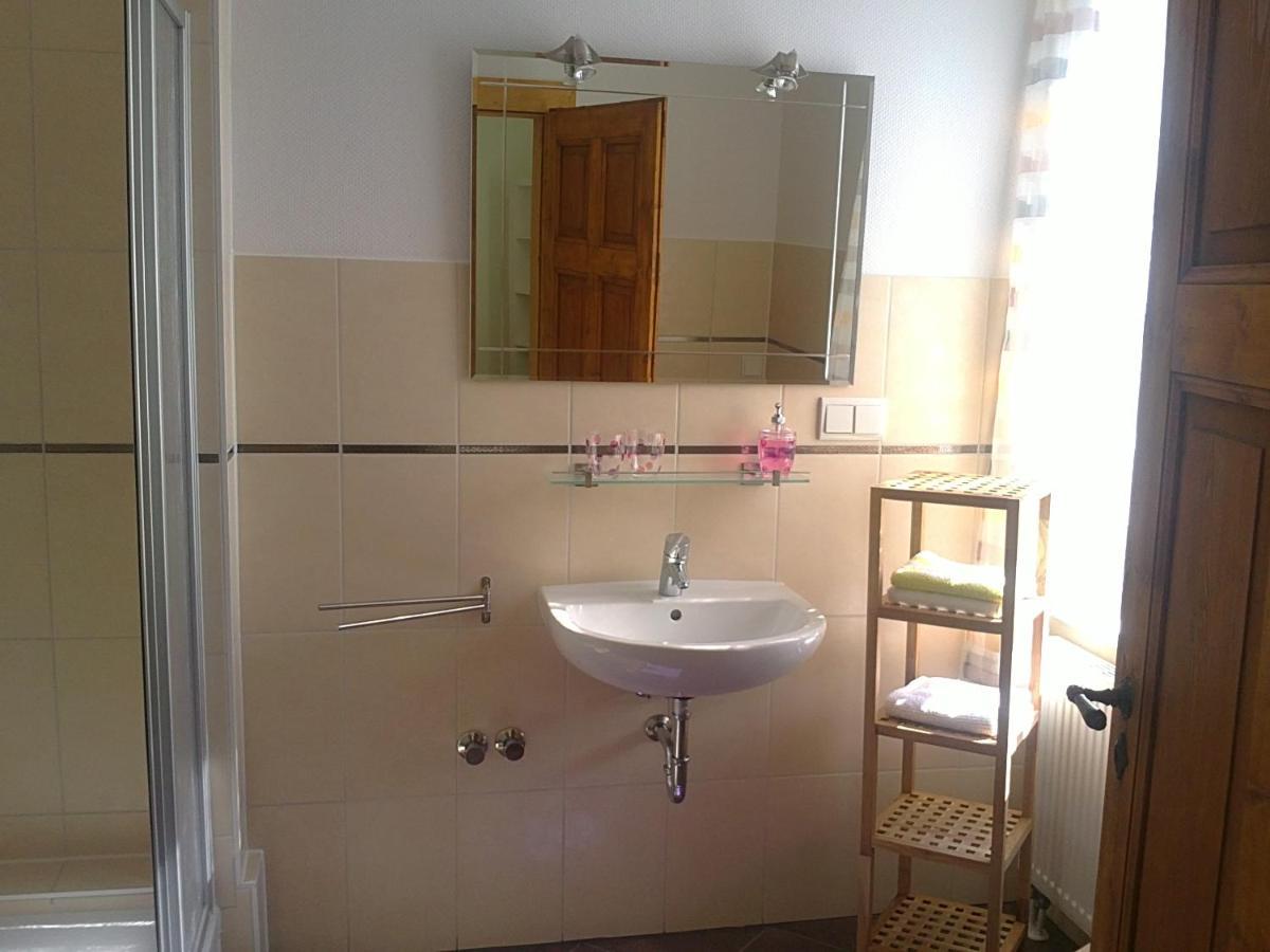 Haus Amelie Apartamento Bad Salzungen Exterior foto