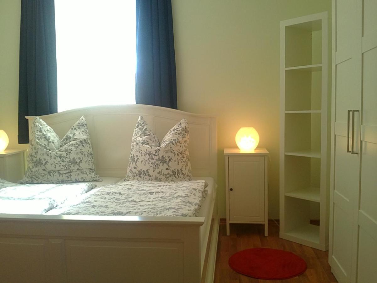 Haus Amelie Apartamento Bad Salzungen Exterior foto