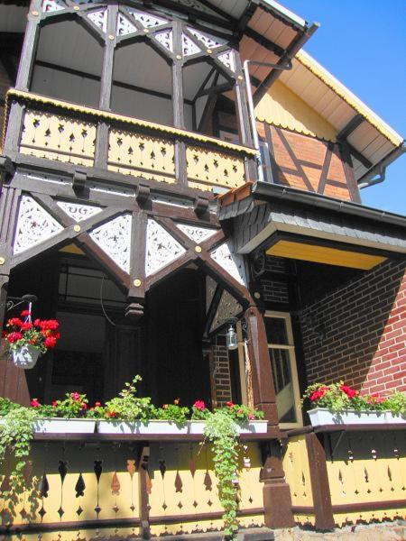 Haus Amelie Apartamento Bad Salzungen Exterior foto